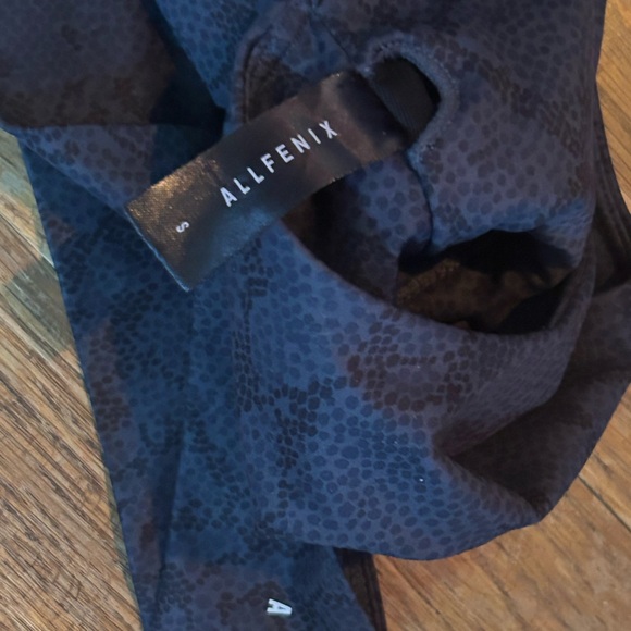 Allfenix Anthropologie Snake Print High Neck Indie Python Sports Bra, Sz Sm - Picture 4 of 4